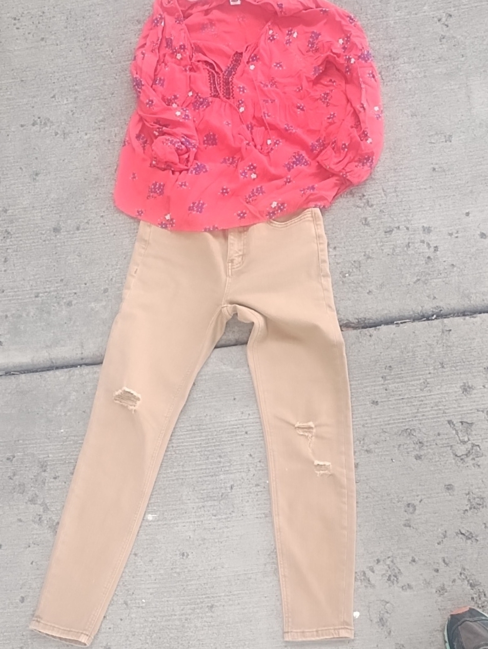 Old Navy Tan Distressed Skinny Jeans for Kids